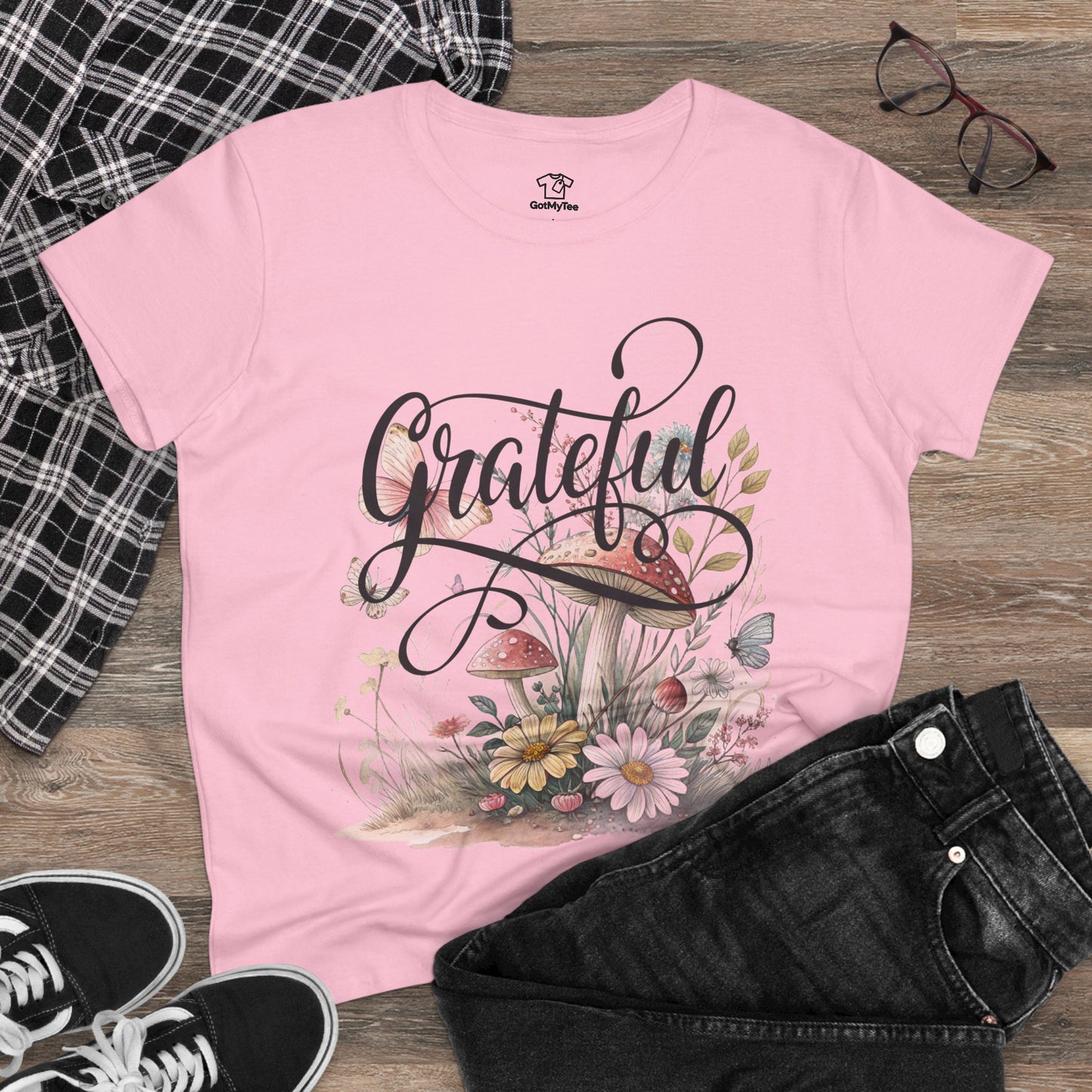 Grateful Women's Cotton Tee, Vintage Style Tee, Flower Tee, Gift for Her, Daily Wear, Nature Lover Shirt