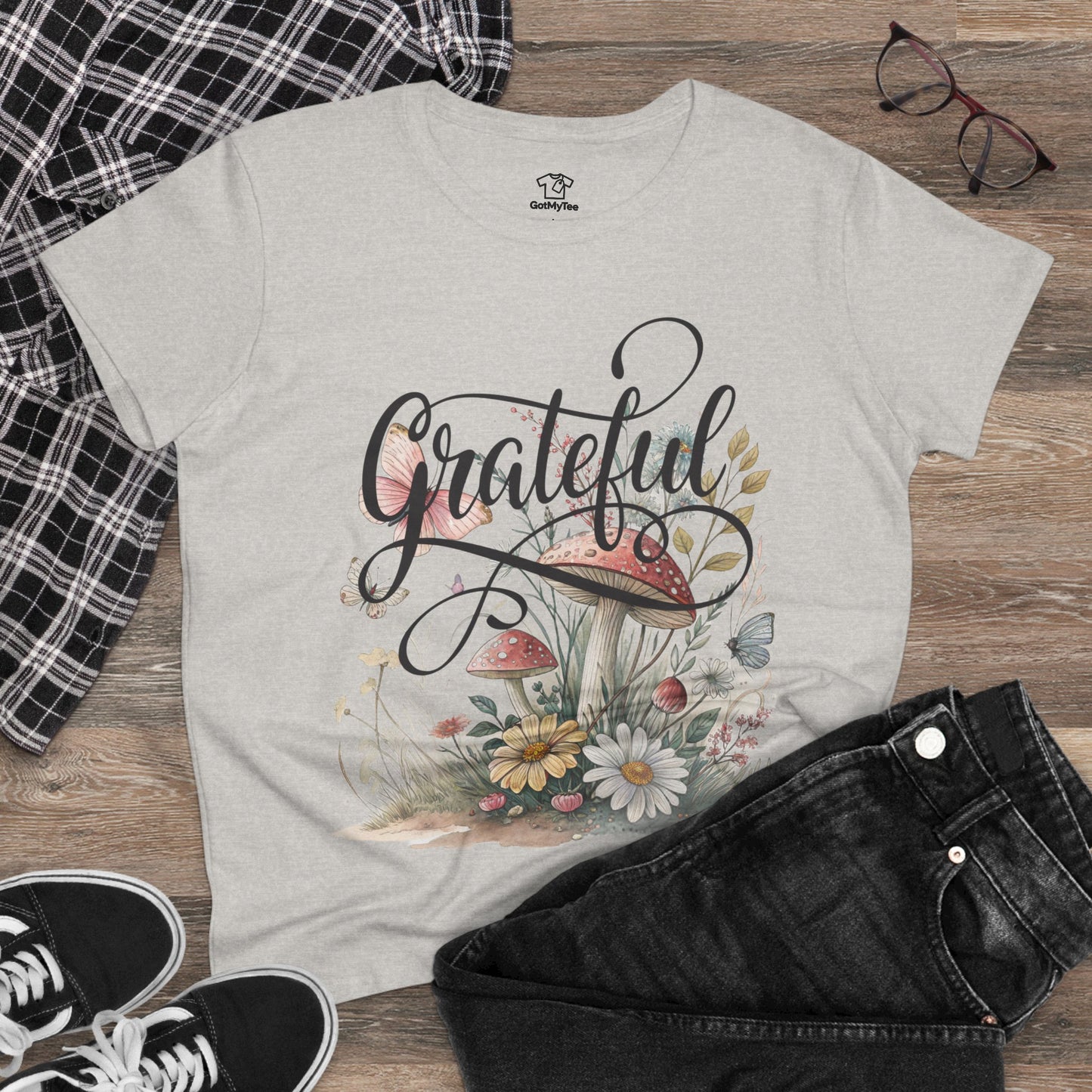 Grateful Women's Cotton Tee, Vintage Style Tee, Flower Tee, Gift for Her, Daily Wear, Nature Lover Shirt