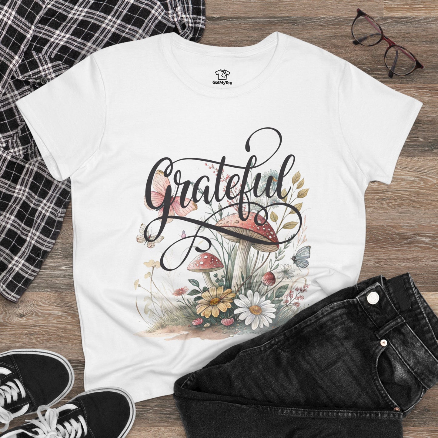 Grateful Women's Cotton Tee, Vintage Style Tee, Flower Tee, Gift for Her, Daily Wear, Nature Lover Shirt